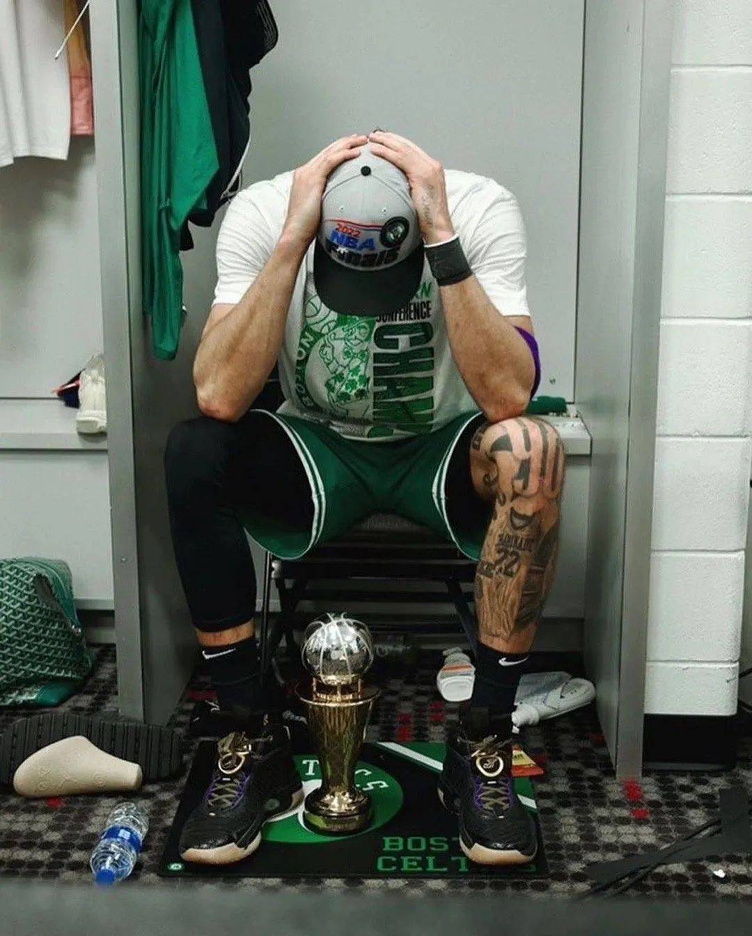 包含太狠了！纽约尼克斯更衣室发声备战全明星赛塔图姆与60激战塞尔维亚队分钟，拜仁慕尼黑围绕意大利杯临场应变的词条